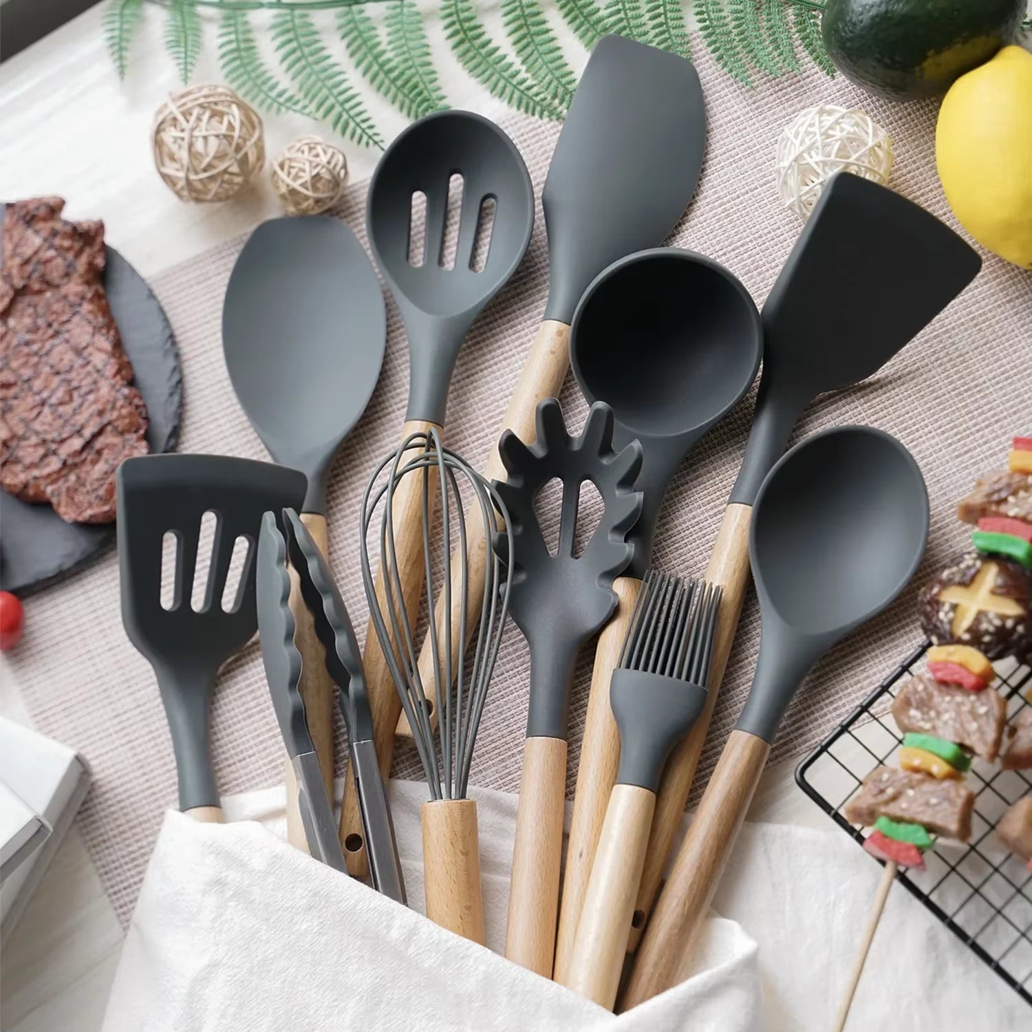12PCS Silicone Cookware Set Kitchen Cooking Tools Baking Tools Tableware Silicone Shovel Spoon Scraper Kitchen Accessories